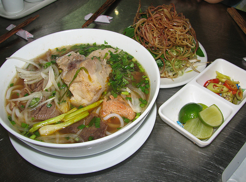 Bún bò Huế